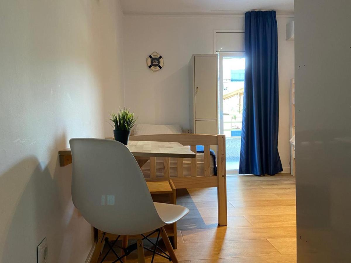 Hostal Porto Mar Salou Exterior photo