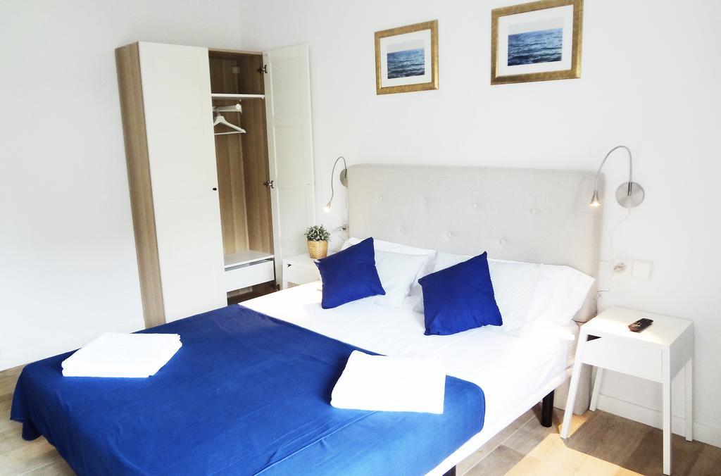 Hostal Porto Mar Salou Exterior photo