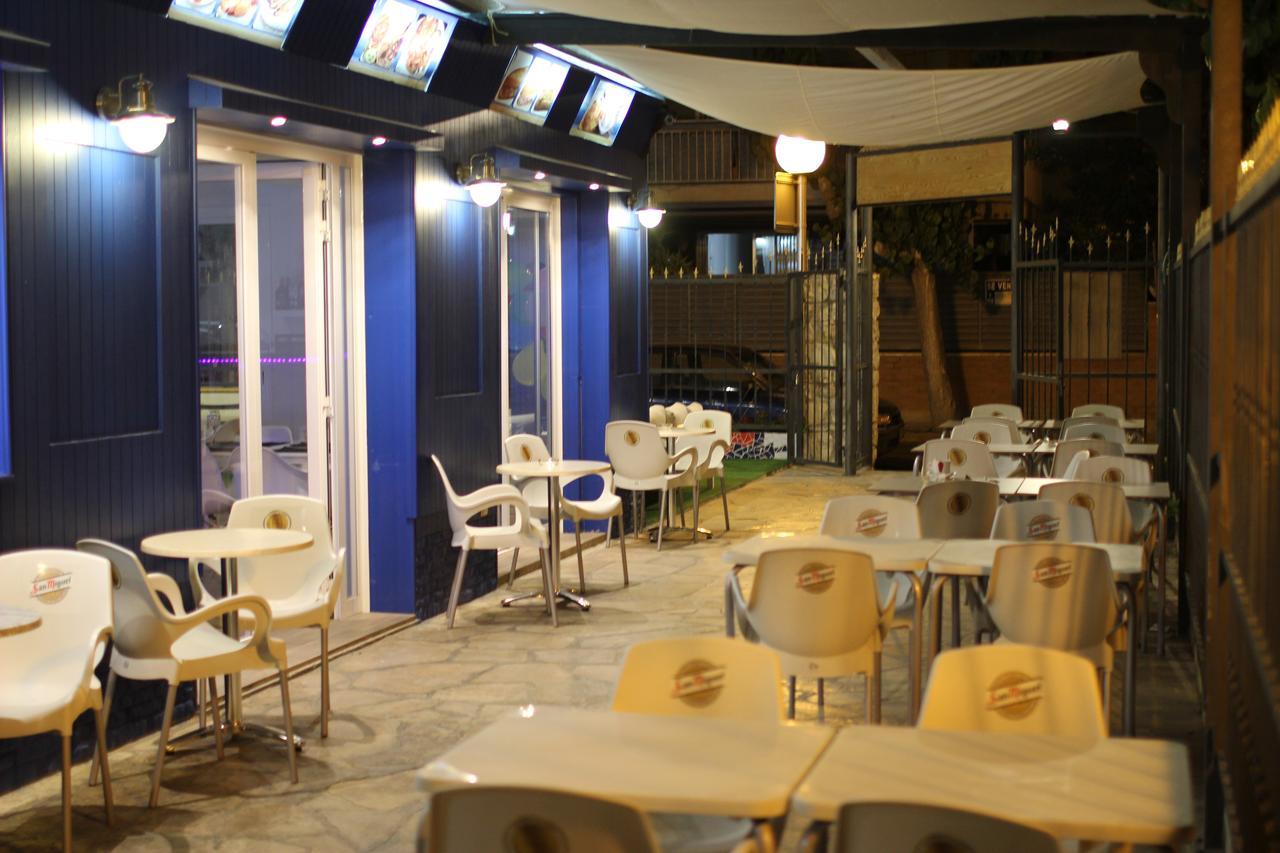 Hostal Porto Mar Salou Exterior photo